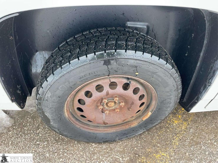 2016-ford-transit-image-28