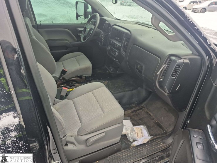 2015-chevrolet-silverado-1500-image-24