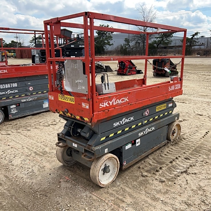 2016 SKYJACK SJIII3220