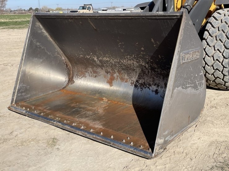 2023-volvo-l70h-image-14