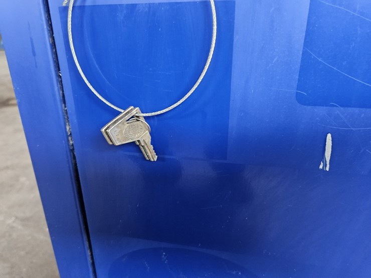 napa-special-edition-rolling-tool-chest-image-8