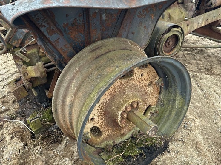 john-deere-620-image-7