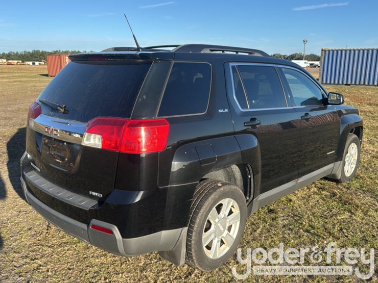 2012-gmc-terrain-image-5