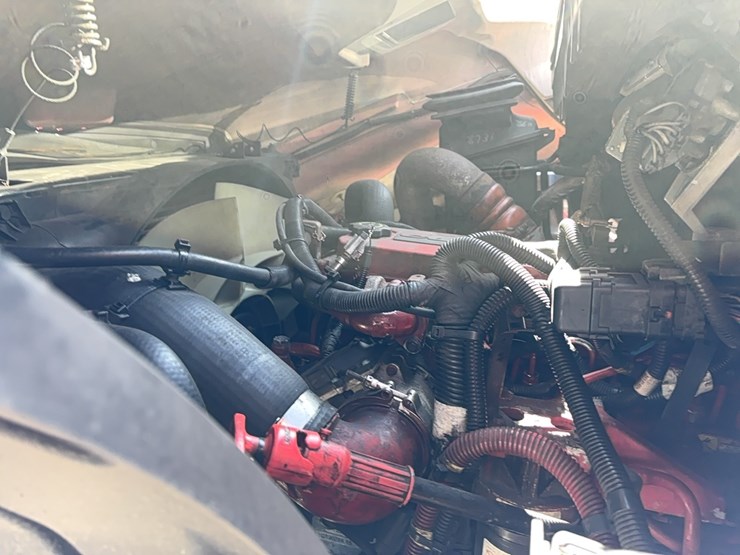 2017-international-durastar-4300-image-22