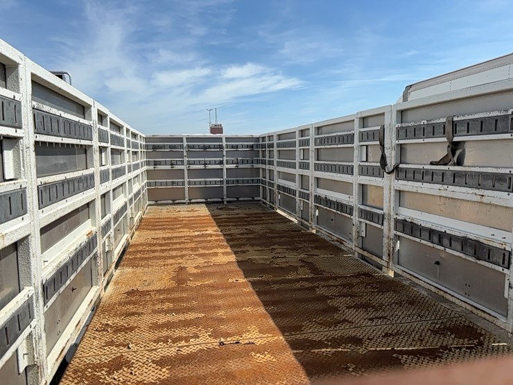 2016-international-durastar-4300-image-4