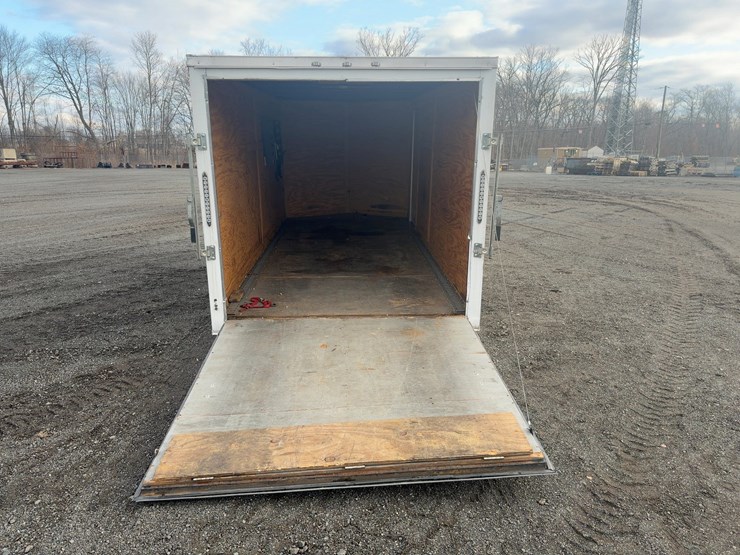 2022-fast-cargo-18'-t/a-enclosed-trailer-image-13