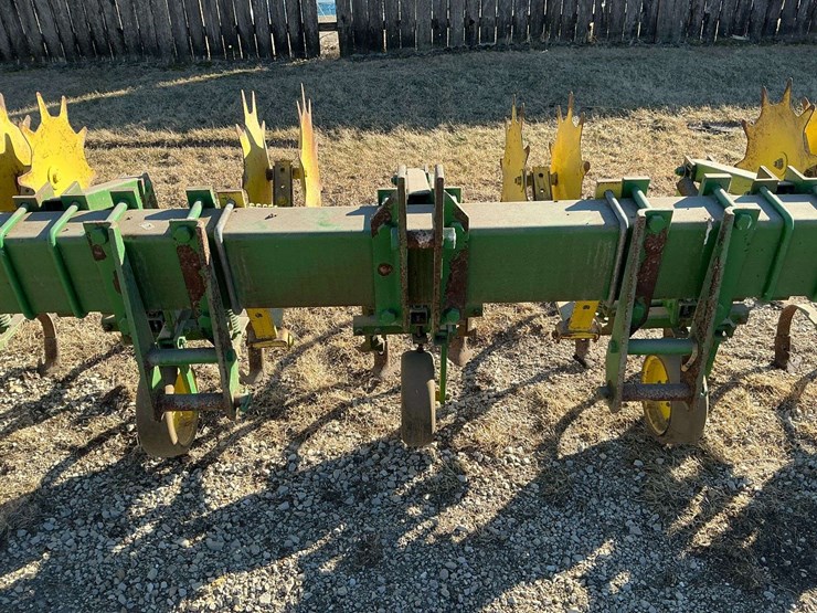 john-deere-825-image-8