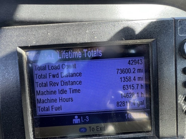 2013-caterpillar-740b-image-55