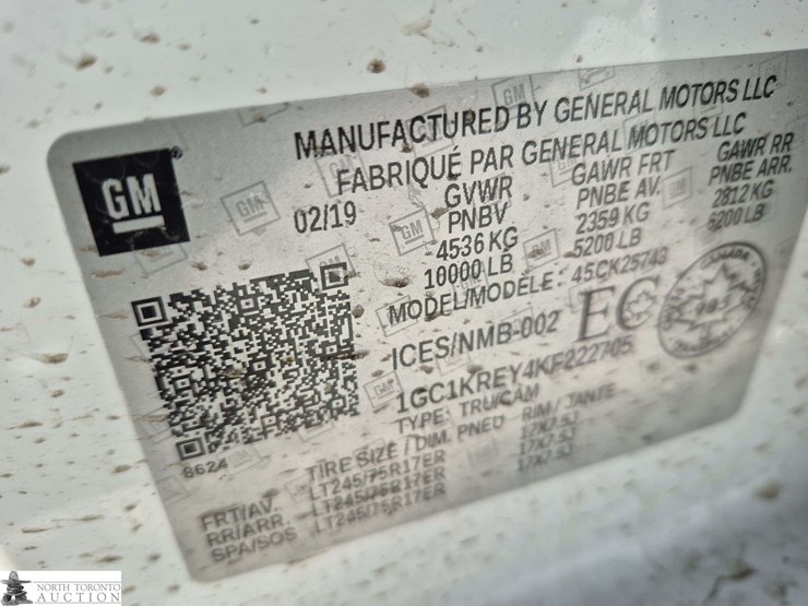 2019-chevrolet-silverado-2500hd-image-10