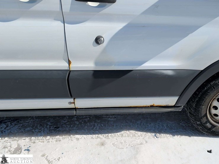 2016-ford-transit-image-23