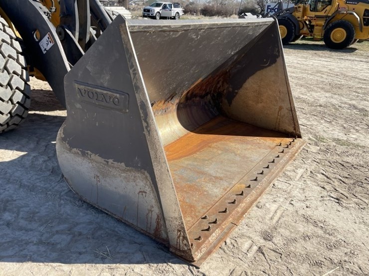 2023-volvo-l70h-image-13