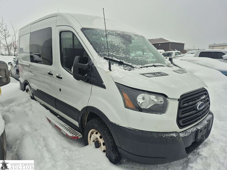 2016-ford-transit-image-5