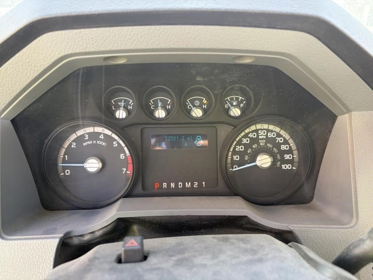 2016-ford-f250-xlt-image-13