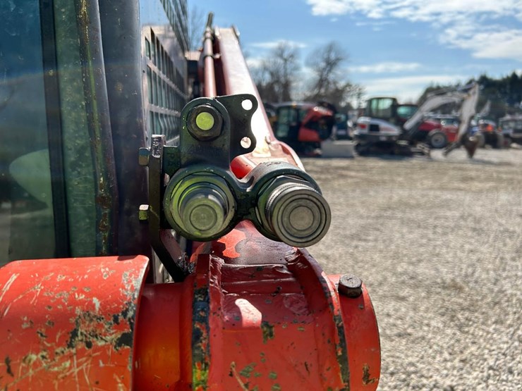 2016-kubota-svl75-2-image-11