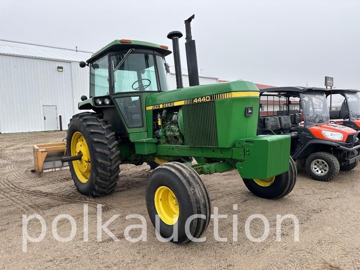 john-deere-4440-image-6