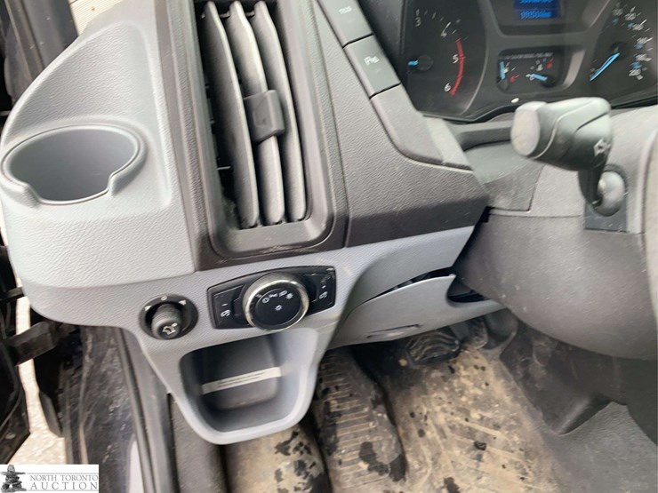 2017-ford-transit-image-14