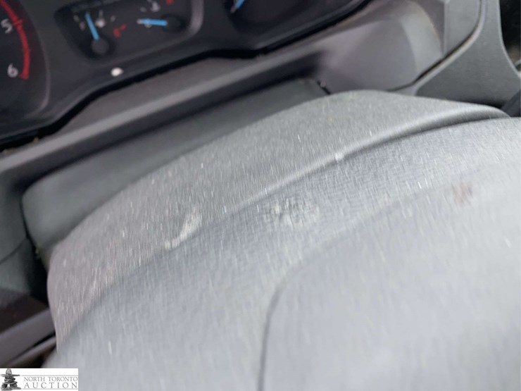 2017-ford-transit-image-12