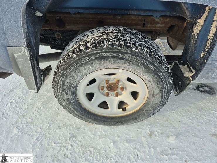 2018-chevrolet-silverado-1500-image-21