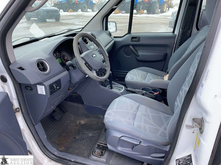 2012-ford-transit-connect-image-17