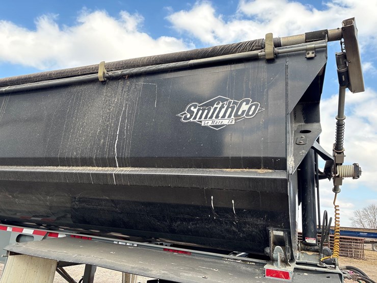 2015-smithco-side-dump-image-10