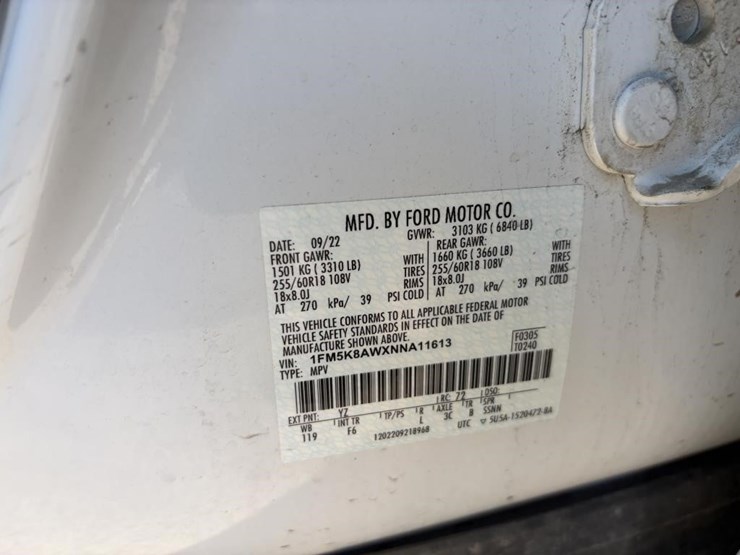 2022-ford-explorer-image-19