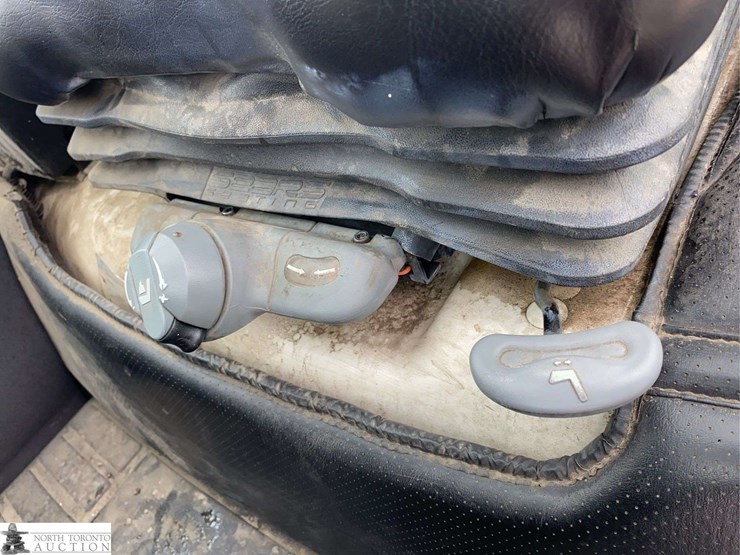 2012-hyster-h70ft-image-22