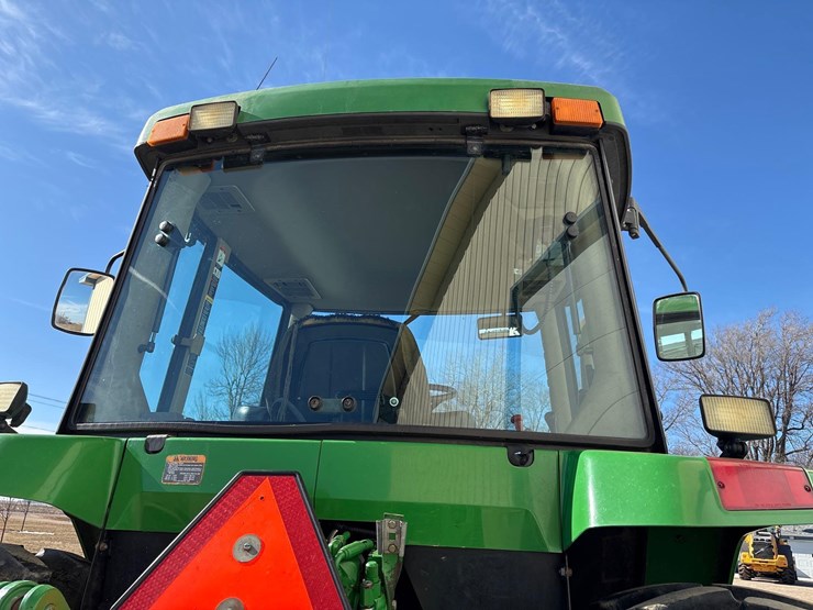 1997-john-deere-7810-image-25