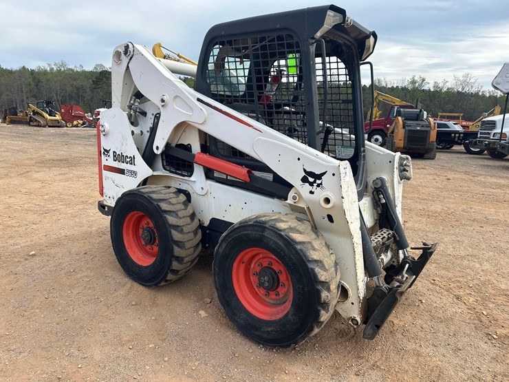 2016-bobcat-s650-image-3