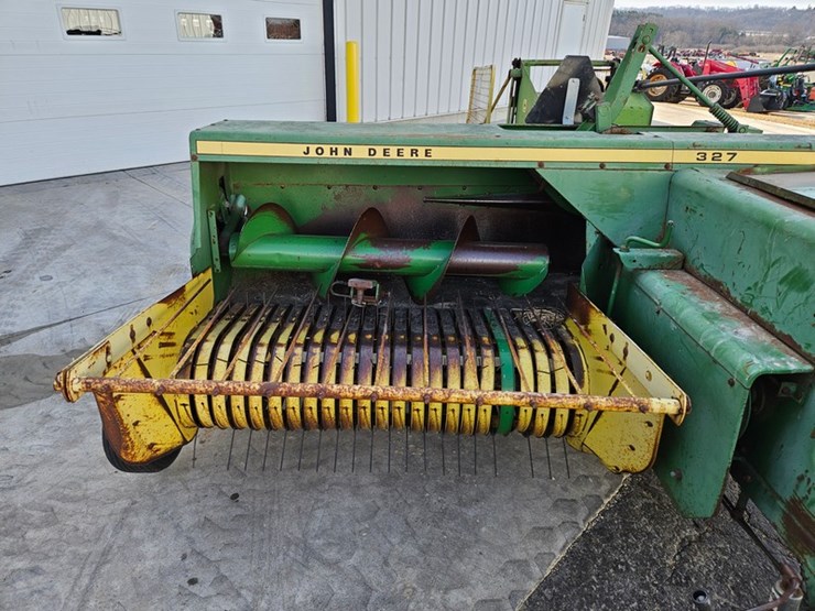 john-deere-327-image-14