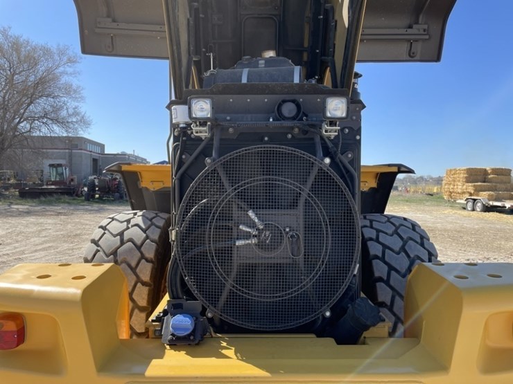 2023-volvo-l70h-image-26