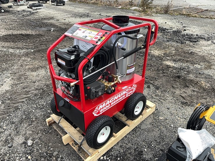 new-easy-kleen-magnum-gold-pressure-washer-image-1