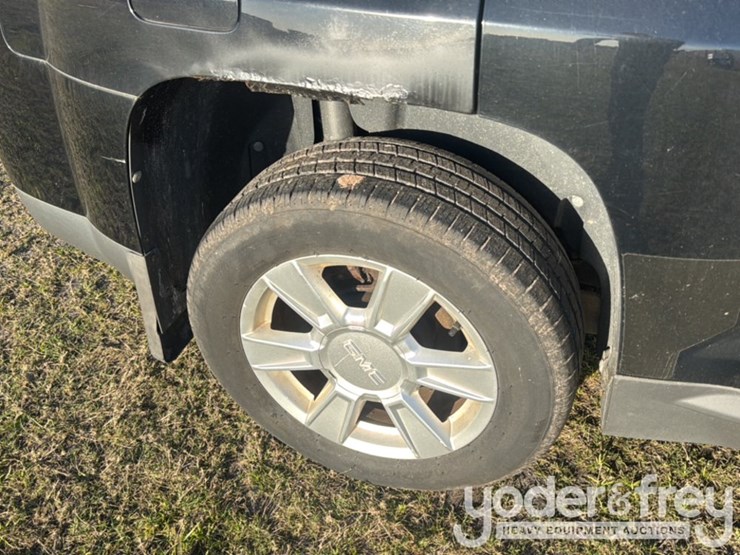 2012-gmc-terrain-image-9