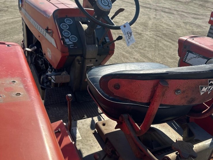 massey-ferguson-180-image-10