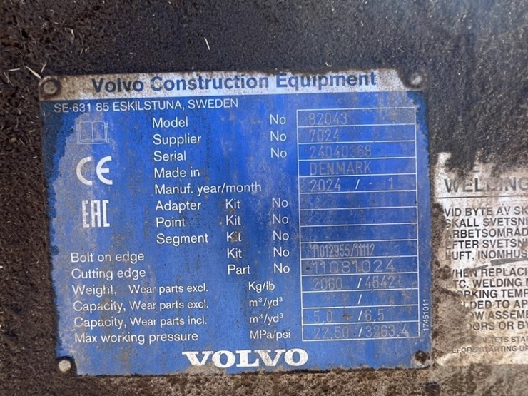 2022-volvo-l90h-image-11