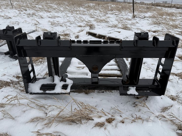 60"-pallet-forks-w/-bale-spear-image-8