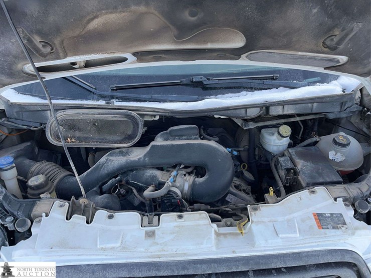 2016-ford-transit-image-9