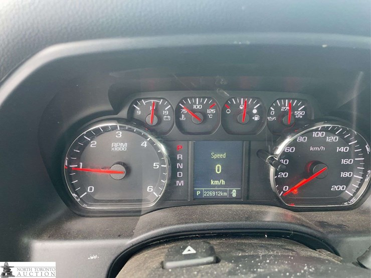 2015-chevrolet-silverado-1500-image-7