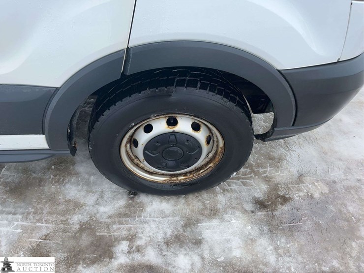 2016-ford-transit-image-11