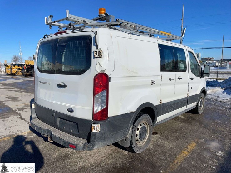 2016-ford-transit-image-5