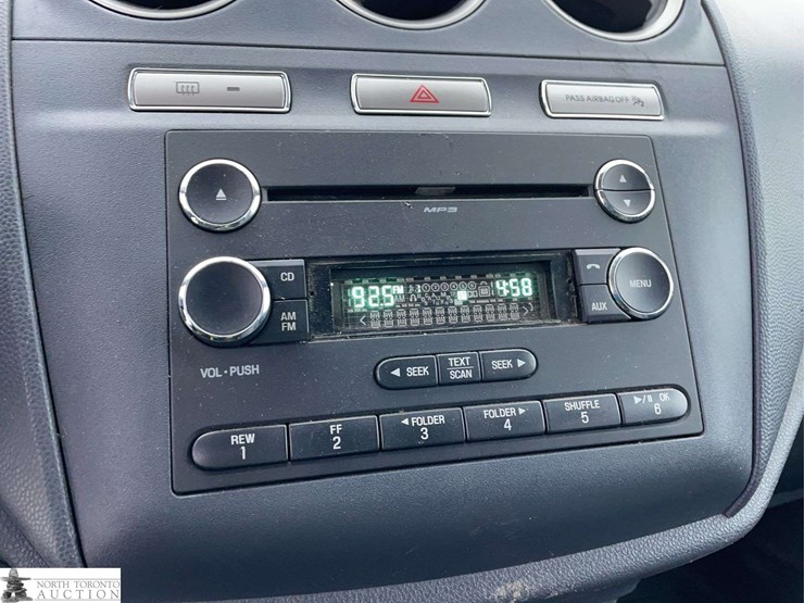 2012-ford-transit-connect-image-16