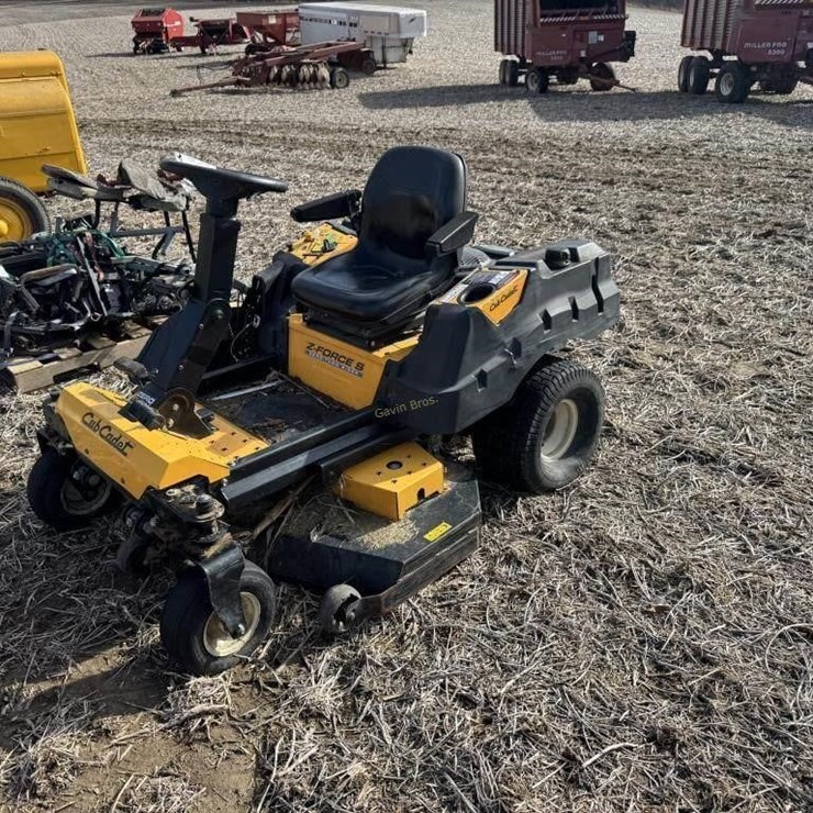 Cub Cadet Z-Force S Lawn Mower - OFF SITE
