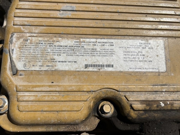 2013-caterpillar-740b-image-33