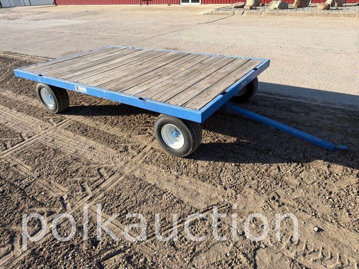 2041---mini-ez-trail-flat-wagon-on-running-gear---6'-x-10'-image-3