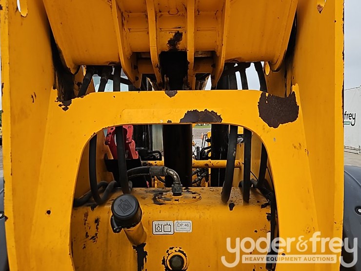 2017-jcb-507-42-image-21