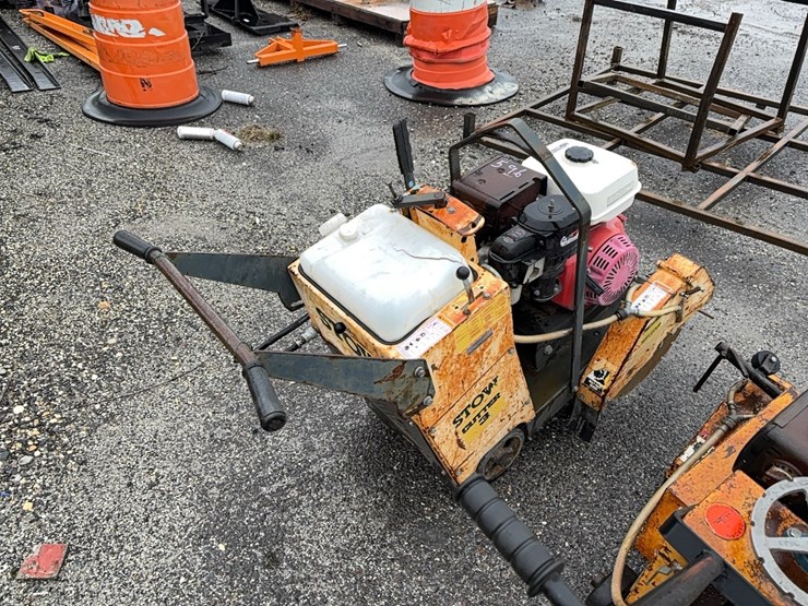 stow-cutter-3-walkbehind-road-saw-support-equipment-image-3