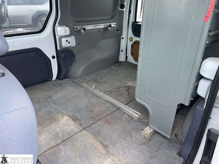 2012-ford-transit-connect-image-18