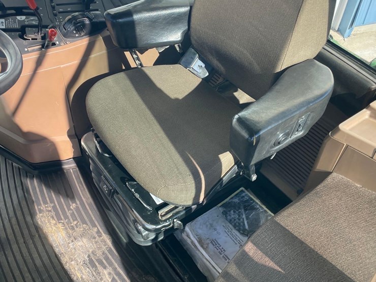 1997-john-deere-7810-image-60