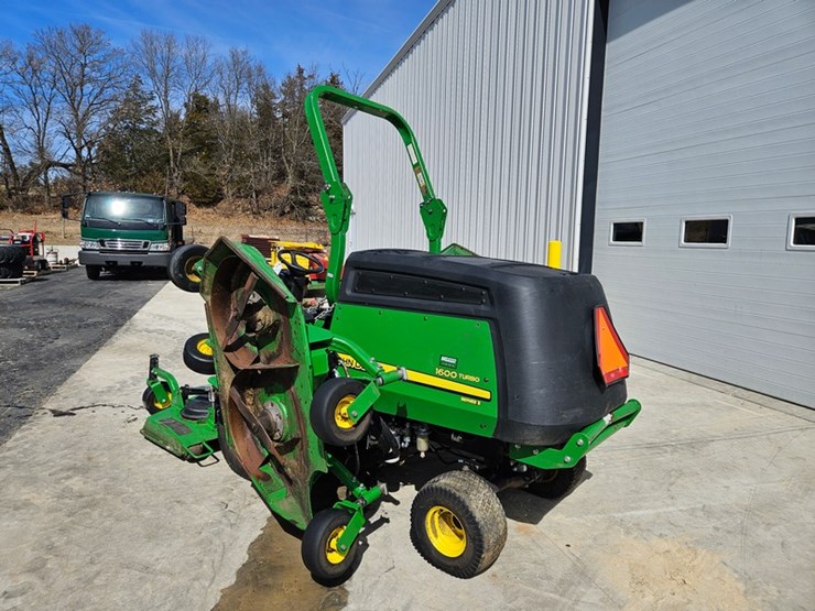 john-deere-1600-turbo-image-3