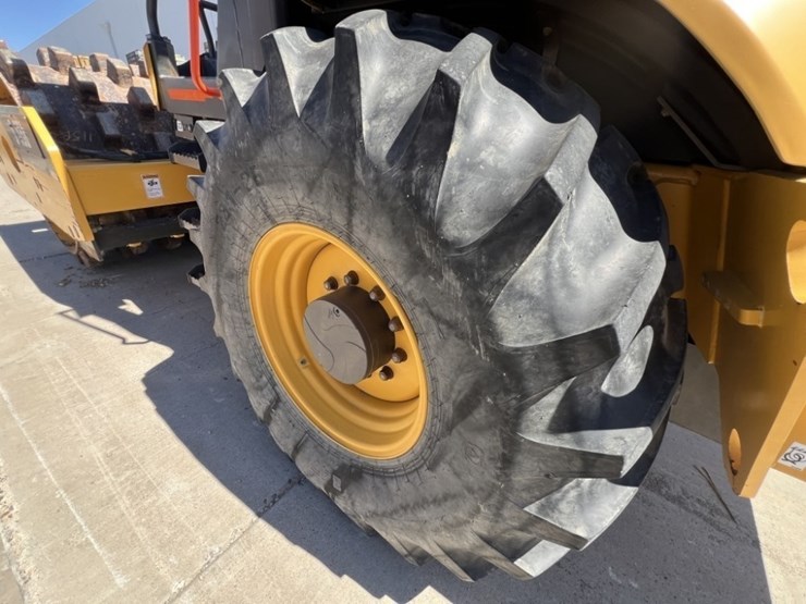 volvo-sd115b-image-15