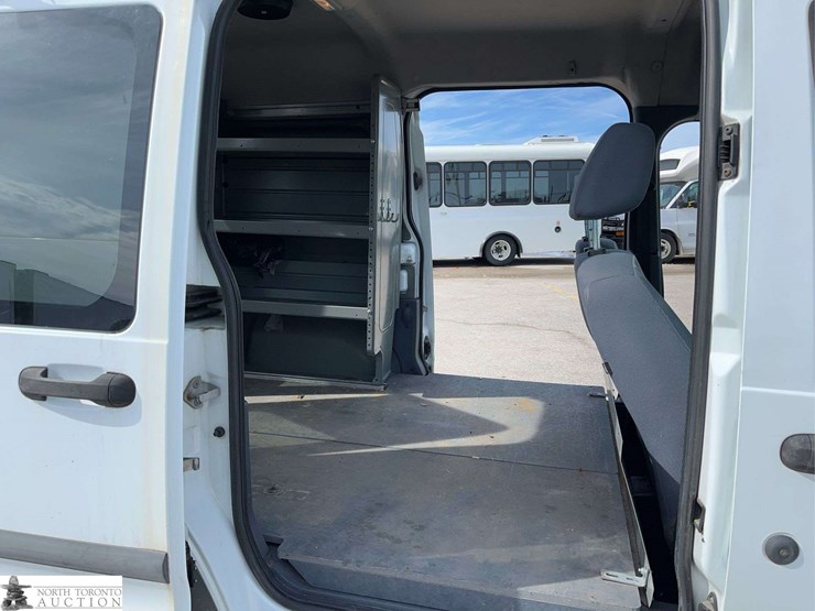 2012-ford-transit-connect-image-21